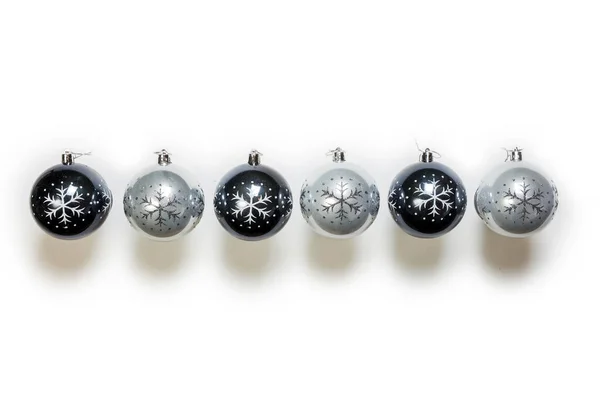 Bolas Navidad Negro Gris Aislado Blanco Diseño Retro Vista Superior — Foto de Stock