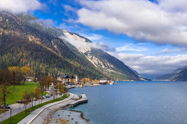 Turist Köyü Pertisau Achensee Sonbaharda — Stok fotoğraf