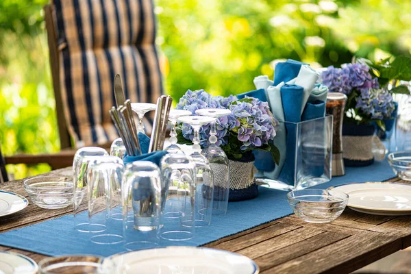 Table Decoration Patio Table — Stock Photo, Image