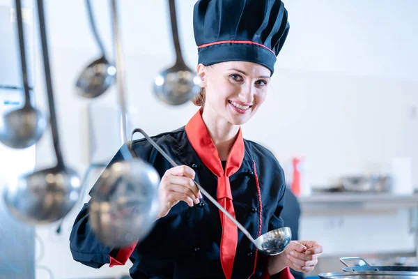 Koch Kochen Der Küche Koch Bäcker Weiblich Köche Lebensmittel Profi — Stockfoto