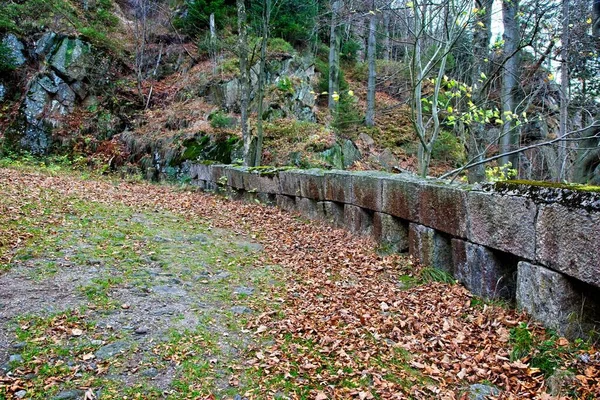 Herbstliche Belichtung Des Baches Und Der Black Big Stolpich Wasserfälle — Stockfoto