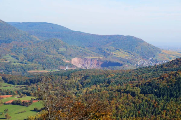Utsikt Från Slottet Trifels Pfalz Skogen Mot Landau Pfalz — Stockfoto
