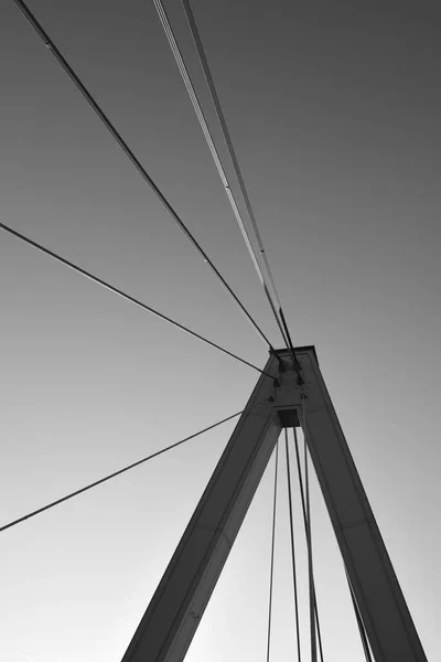 德国科隆莱茵河上的塞韦林桥 — 图库照片