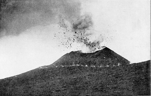 Der Vesuv Krater Während Einer Eruption Alte Gravur Aus Dem — Stockfoto