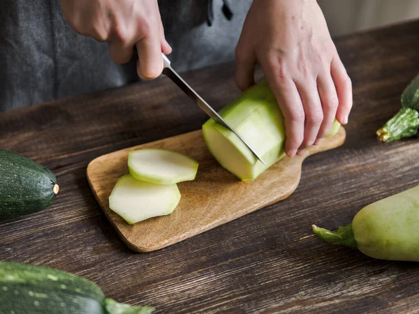 Woman Cutting Zucchini Knife Cucumber — Stock Photo, Image