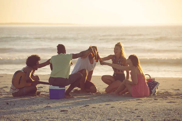 Front View Happy Group Diverse Friends Toasting Beer Bottles Beach — Stock Photo, Image