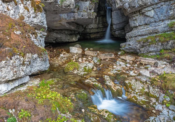 Pequena Cachoeira Torrente Boite Veneto Itália — Fotografia de Stock