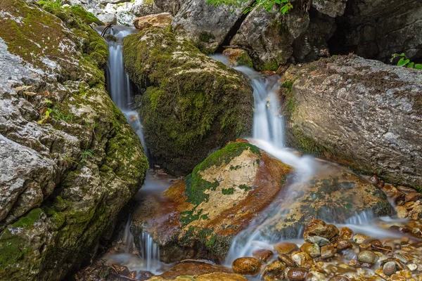 Μικρός Καταρράκτης Στο Torrente Boite Veneto Ιταλία — Φωτογραφία Αρχείου