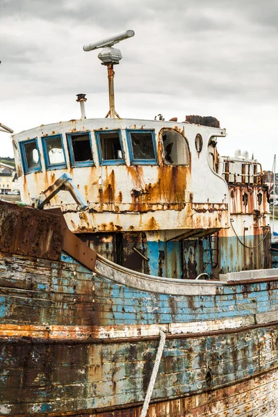 Vieux Bateau Rouillé Sur Plage — Photo