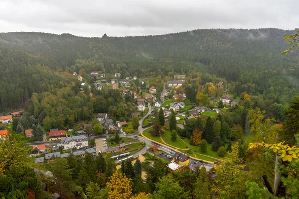 Zittau Dağları Çek Cumhuriyeti Sınırındaki Eski Oybin Kasabası Saksonya — Stok fotoğraf