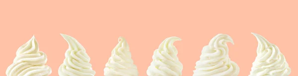 Панорамний Банер Набором Різних Форм Закручених Ванільних Морозива Літнього Десерту — стокове фото