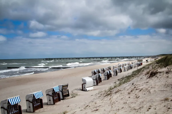 Vista Una Spiaggia Sul Mar Baltico Con Sedie Sdraio — Foto Stock
