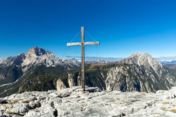 Cruz Cumbre Toblacher Kreuz Monte Piano Dolomitas — Foto de Stock