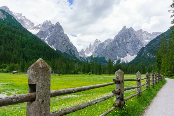 Fechadura Dobradiças South Tyrol — Fotografia de Stock