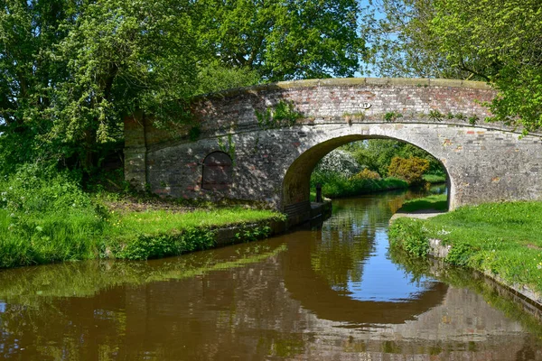 Duddleston Brücke Über Den Llangollen Kanal Bei Whitchurch Shropshire Großbritannien — Stockfoto