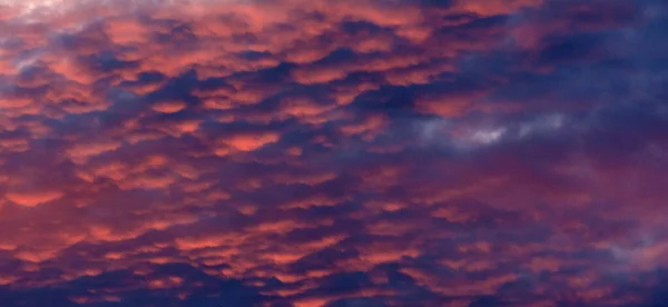 雲に包まれた美しい空 — ストック写真