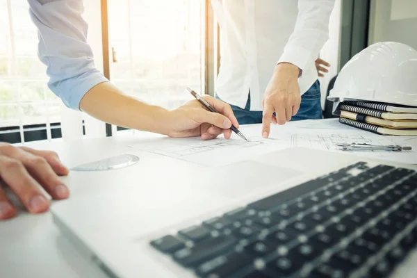 Architects Engineer Discussing Table Blueprint Closeup Hands Project Print Team — Stock Photo, Image