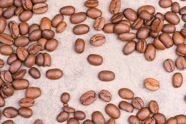 Geröstete Kaffeebohnen Auf Braunem Strukturiertem Hintergrund Leerer Raum Für Text — Stockfoto