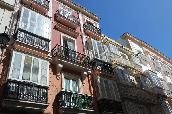 Fassade Des Alten Hauses Der Stadt Barcelona — Stockfoto