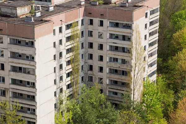 Новое Жилое Здание Городе — стоковое фото