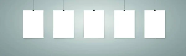 Prázdný Bílý Visící Papír Stínem Pozadí Zdi Vektorová Ilustrace — Stockový vektor