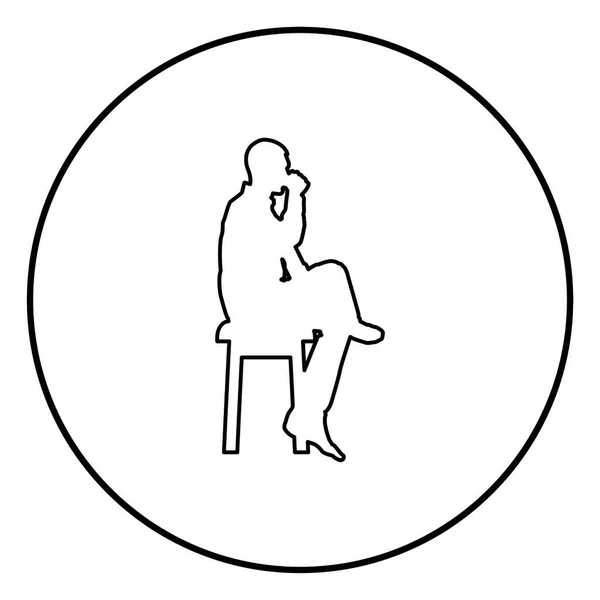 Hombre Bebiendo Taza Sentado Taburete Con Pierna Cruzada Concepto Relajarse — Archivo Imágenes Vectoriales
