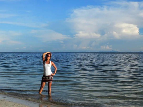 Filipina Beach Girls Filipina Beach Girls