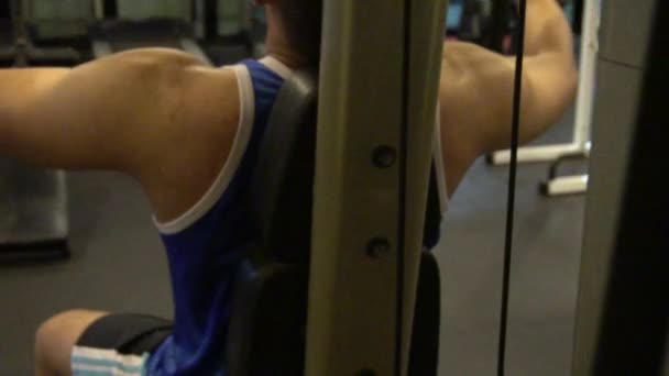 Porträt Muskulöser Asiatischer Männer Beim Training Fitnessstudio Körpergewichtstraining — Stockvideo