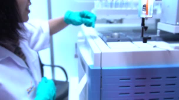 Female Scientist Working Laboratory — Stock Video
