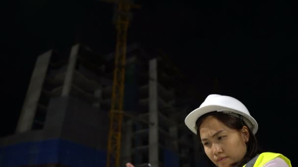 Építkezésen Dolgozó Mérnök — Stock videók