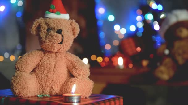 Teddy Bear Doll Wear Christmas Hat Decorate Christmas Background — Stock Video