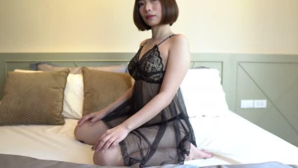 Portrett Vakker Asiatisk Sexy Kvinne Soverommet Thailand – stockvideo