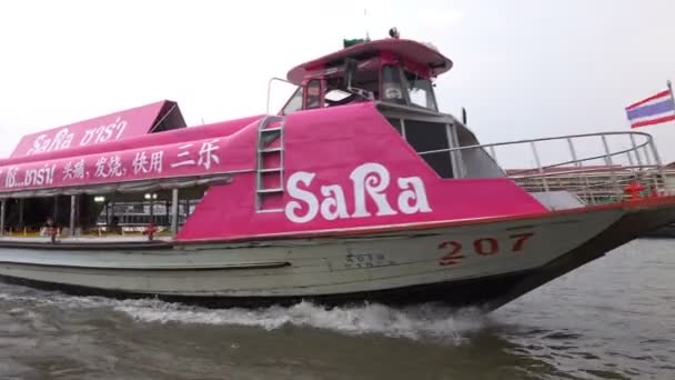 Uitzicht Vanaf Toeristische Boot Stad Langs Rivier Reisconcept — Stockvideo