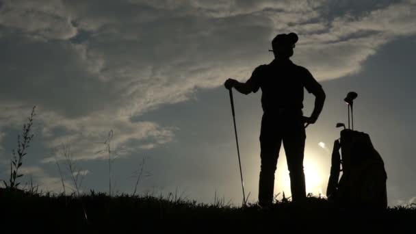 Silhueta Asiático Golfista Jogar Golfe Durante Belo Pôr Sol — Vídeo de Stock