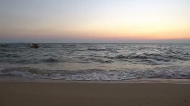 日落时的海浪 度假概念 — 图库视频影像