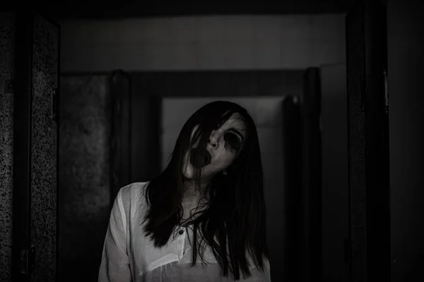 Portret Van Aziatische Vrouw Make Spook Gezicht Horror Scene Enge — Stockfoto