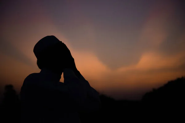 Silhouette Young Asian Muslim Man Praying Sunset Ramadan Festival Concept — Stock Photo, Image