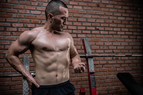 Retrato Hombre Asiático Gran Músculo Gimnasio Entrenamiento Peso Corporal — Foto de Stock