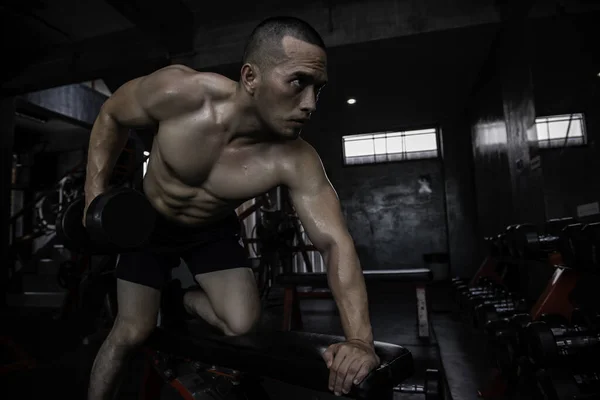 Retrato Hombre Asiático Gran Músculo Gimnasio Entrenamiento Peso Corporal —  Fotos de Stock