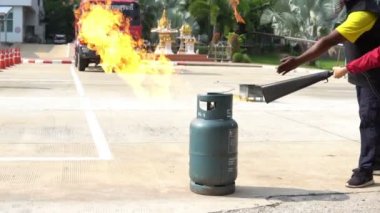 Tayland - 09 Eylül 2019: Nakhonratchasima 'da itfaiye eğitimi