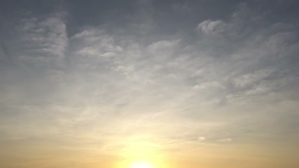 Θέα Πολύχρωμο Ηλιοβασίλεμα Πάνω Από Τον Ωκεανό Διακοπές Έννοια — Αρχείο Βίντεο