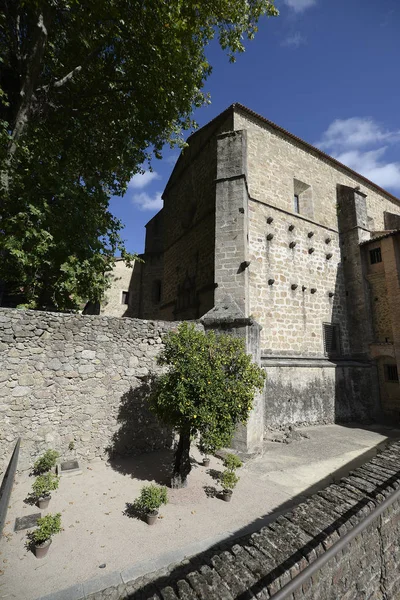 Cuacos de Yuste, Extremadura, Spain. Carlos V stone monastery — Stock Photo, Image