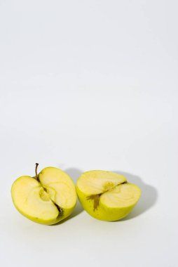 arkaplan için ideal yeşil elma kesimi