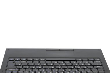 Beyaz arkaplanda siyah bilgisayar klavyesi