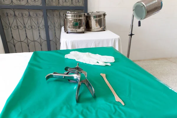 Ekipman Vajinal Spekulum ve spatula