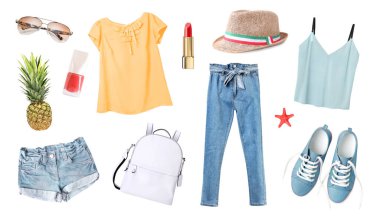 Yaz seyahatlerinde giyilen kadın kıyafetleri beyaz üzerine izole edilmişti. Kot, şort ve üst. Genç kız giysi koleksiyonu..