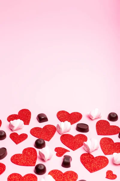 Valentin Napi Háttér Piros Szívvel Csokoládé Cukorka Romantikus Hangulat Szerelmi — Stock Fotó