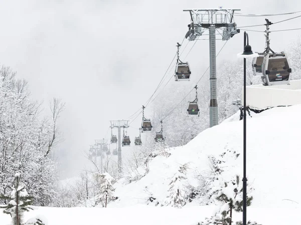 Ski lift Gorki város Szocsi — Stock Fotó