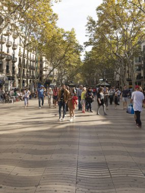 Turistler yürüyüş, Rambla Caddesi