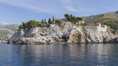 St. Stephen's Island, Karadağ